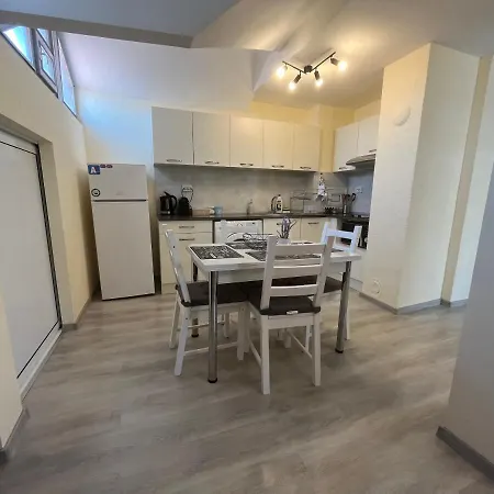 Happy Lazur Apartment *